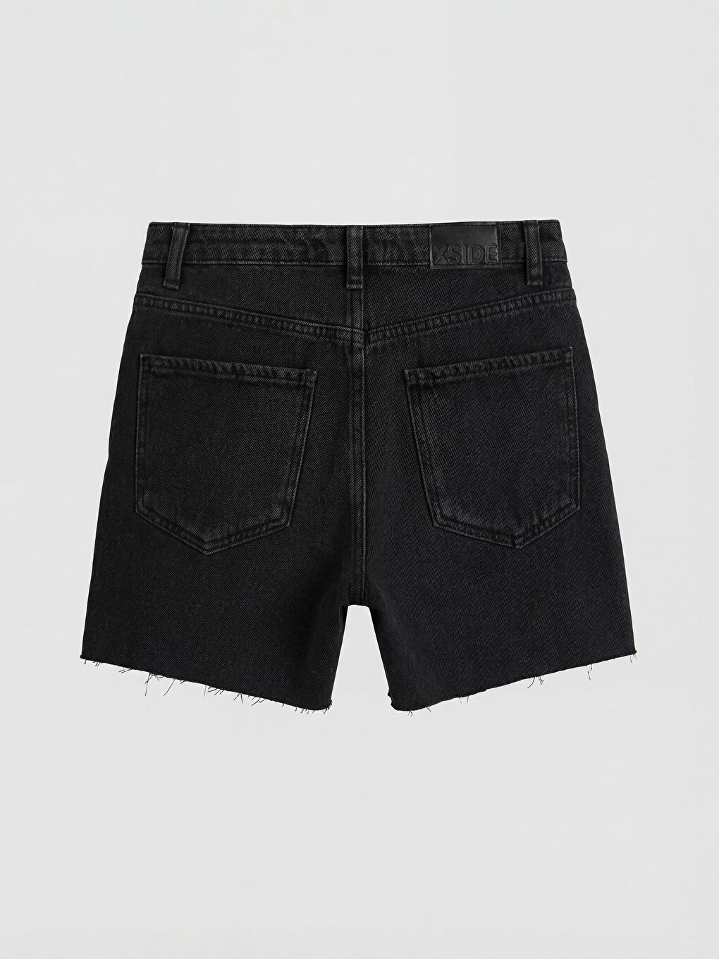 Siyah Yüksek Bel Yırtık Detaylı Kadın Jean Şort-5