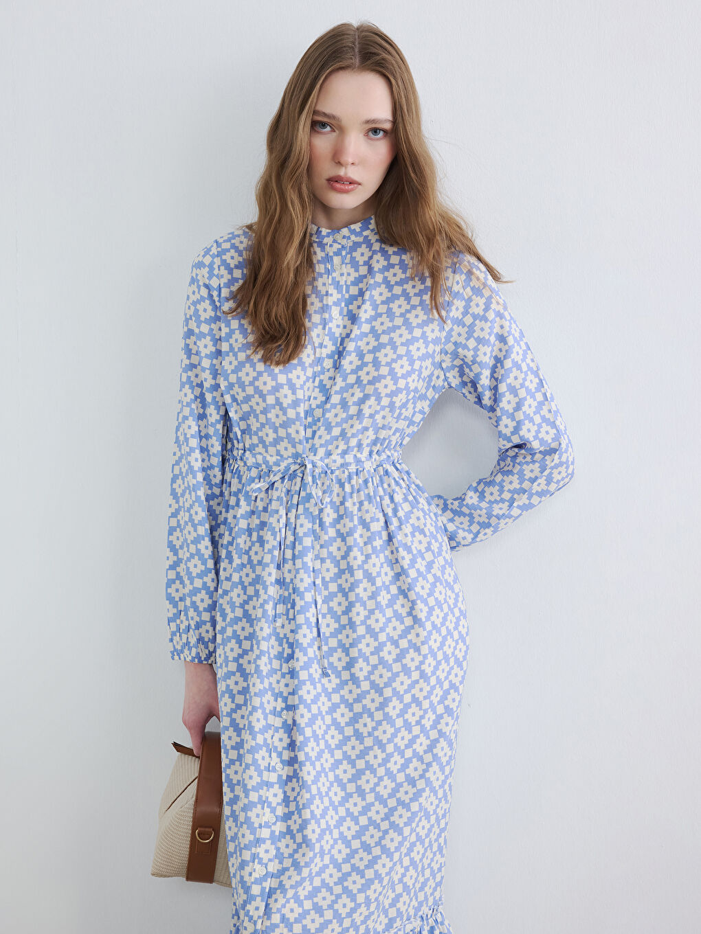 Mavi Hakim Yaka Desenli Belden Oturtmalı Elbise