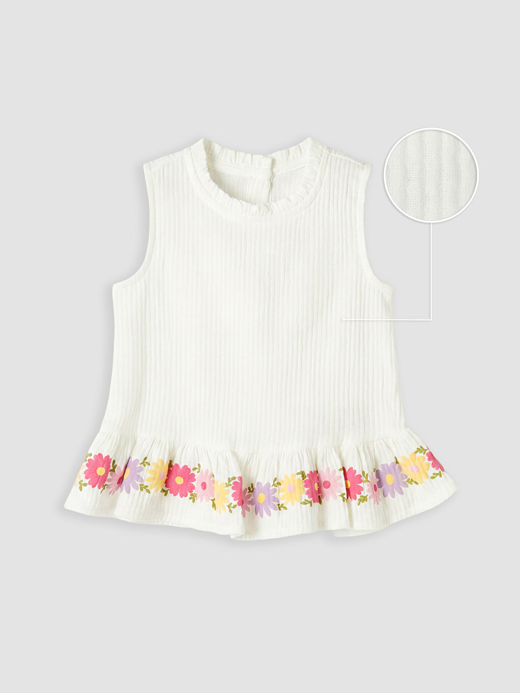 Beyaz Çiçekli Fırfırlı Kız Çocuk Müslin Bluz