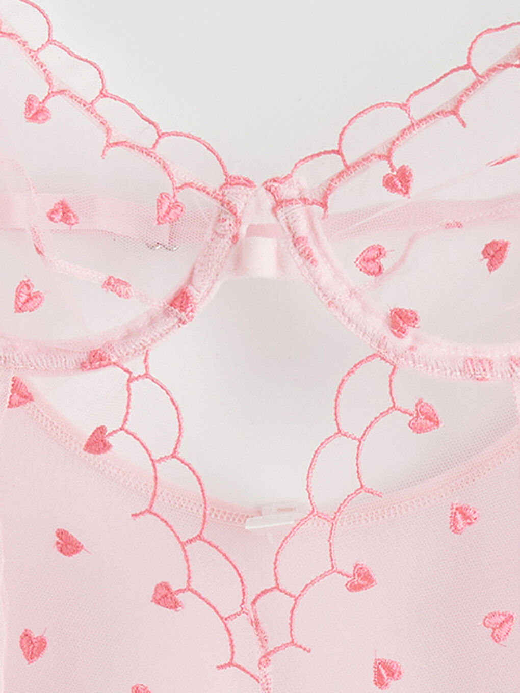Pembe Balenli Dolgusuz Kalp Nakışlı Brode Bodysuit-2