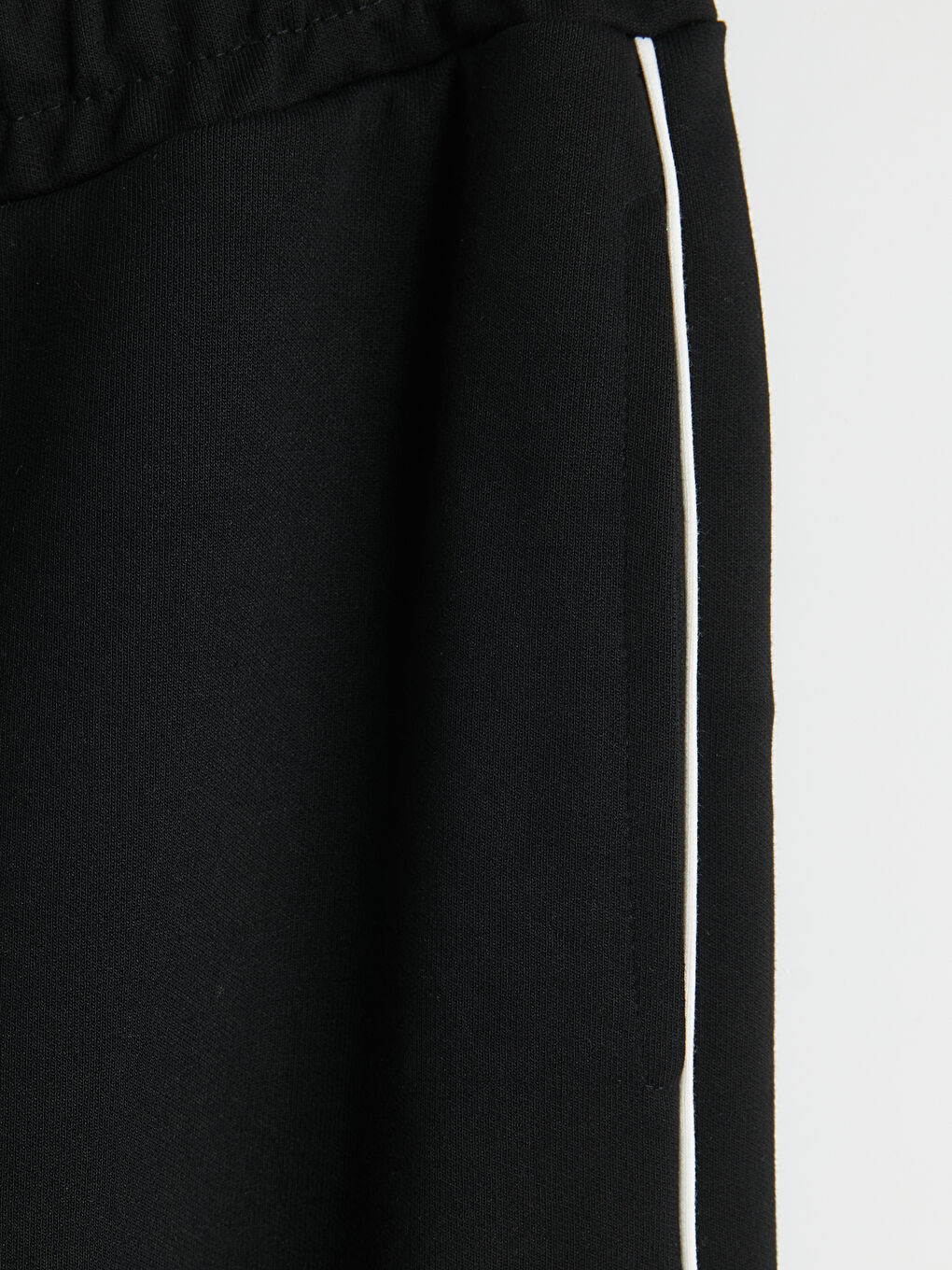 Siyah Beli Lastikli Erkek Eşofman Altı-2