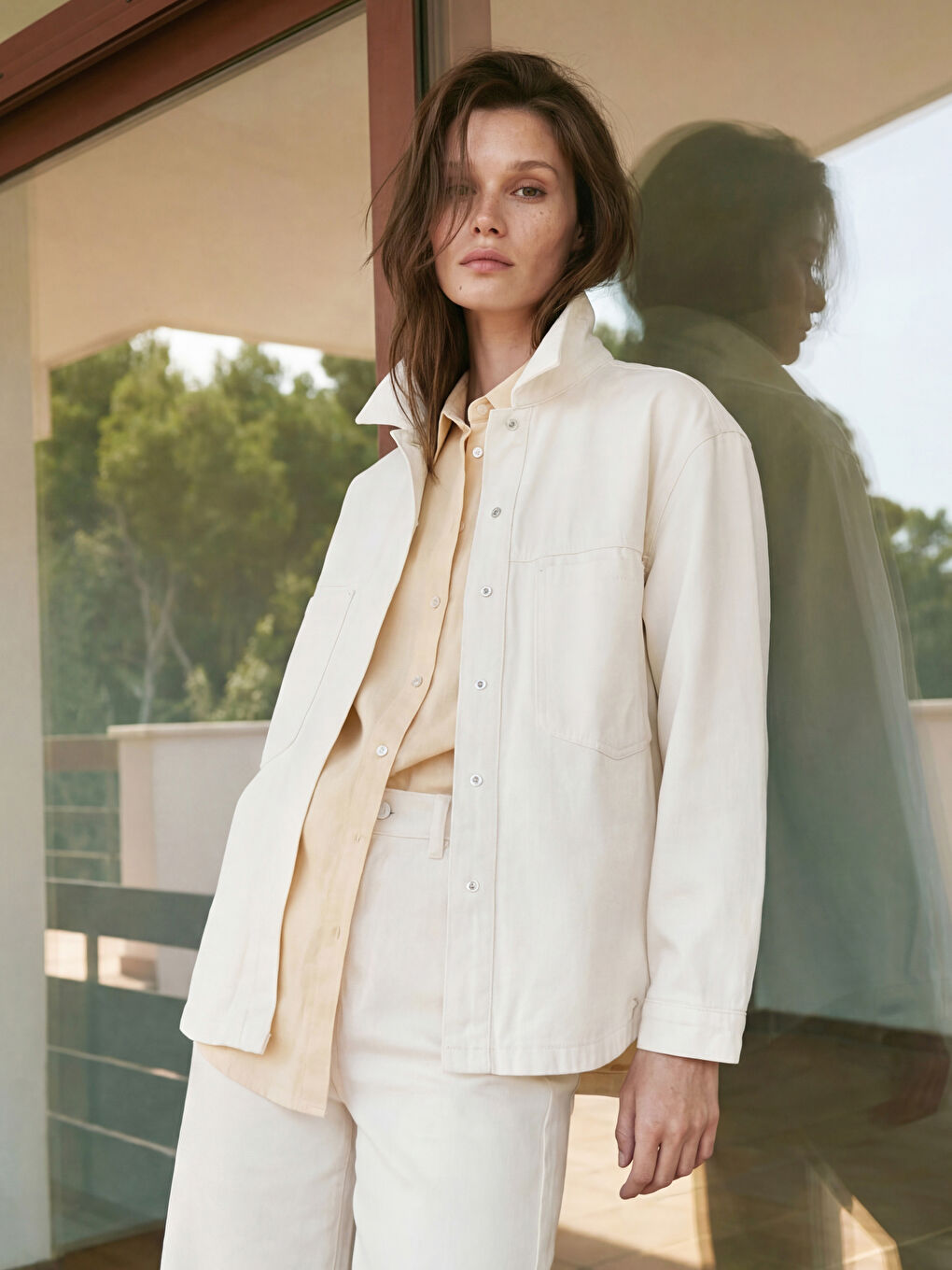 Ekru Gömlek Yaka Kadın Jean Ceket