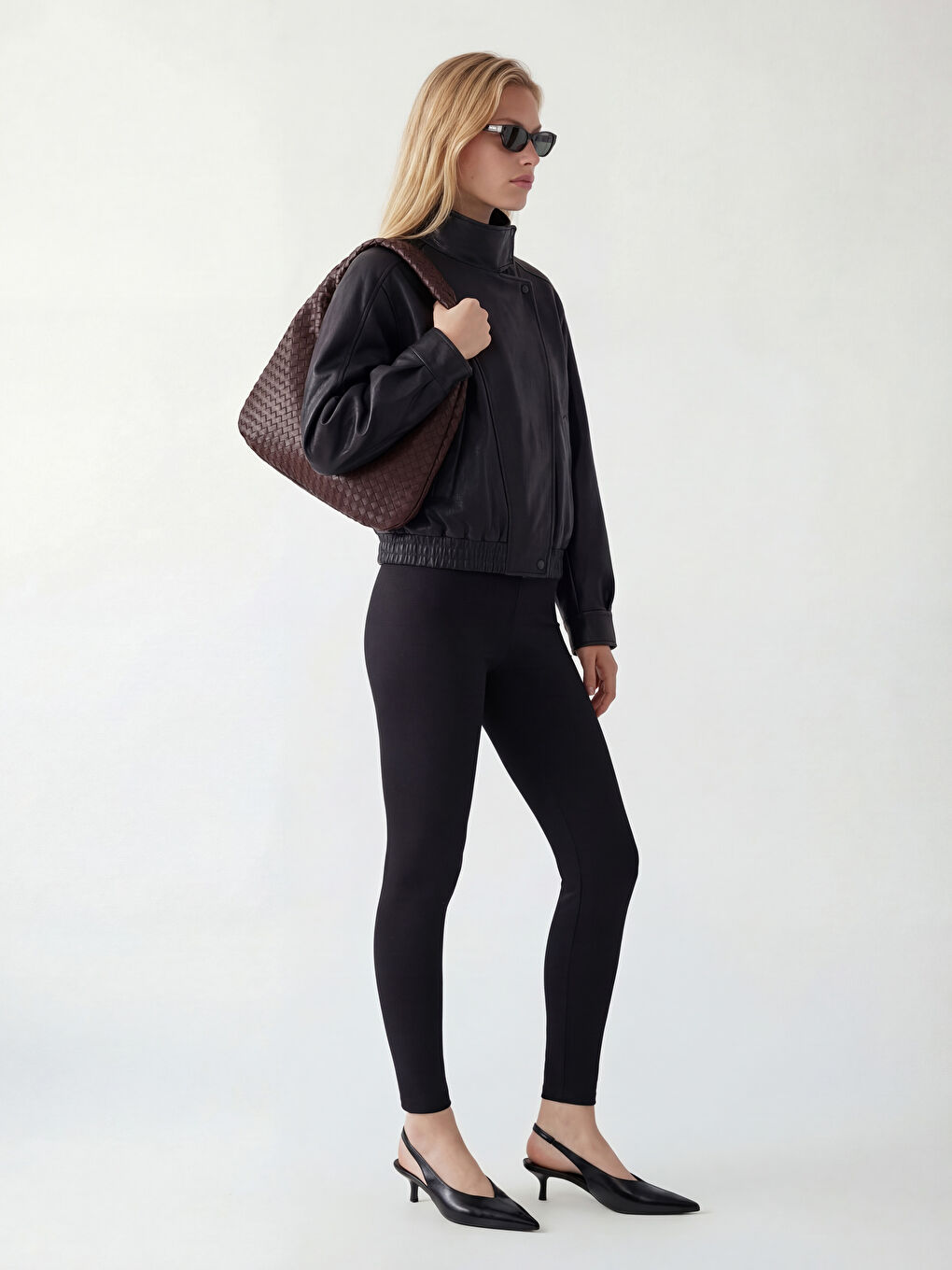 Siyah Dik Yaka Oversize Kadın Deri Görünümlü Ceket-3