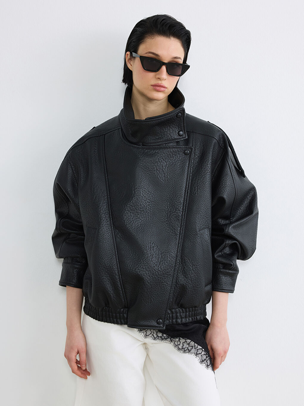 Veste en similicuir pour femme à col montant