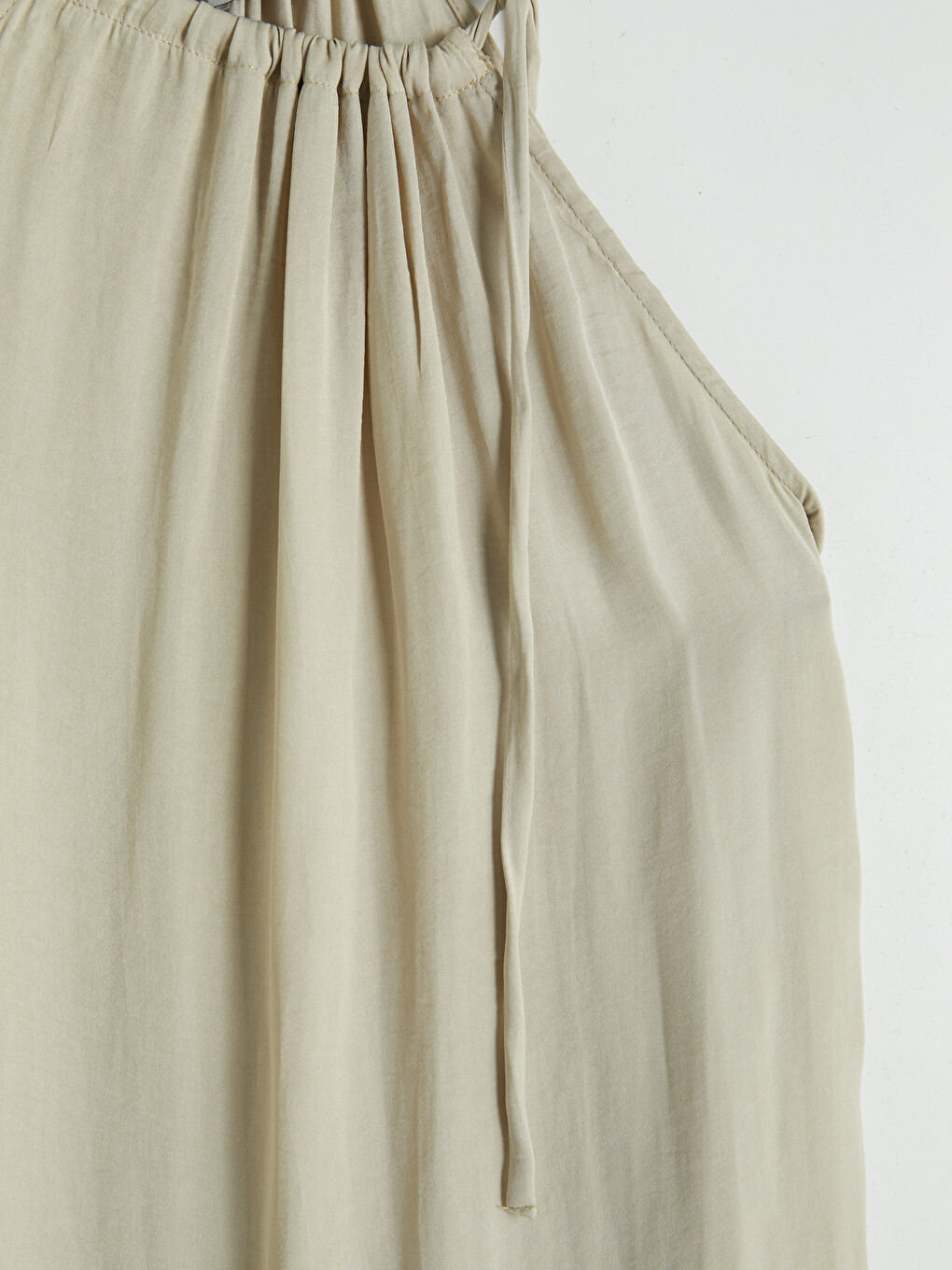 Halter Neck Ruched Blouse-6