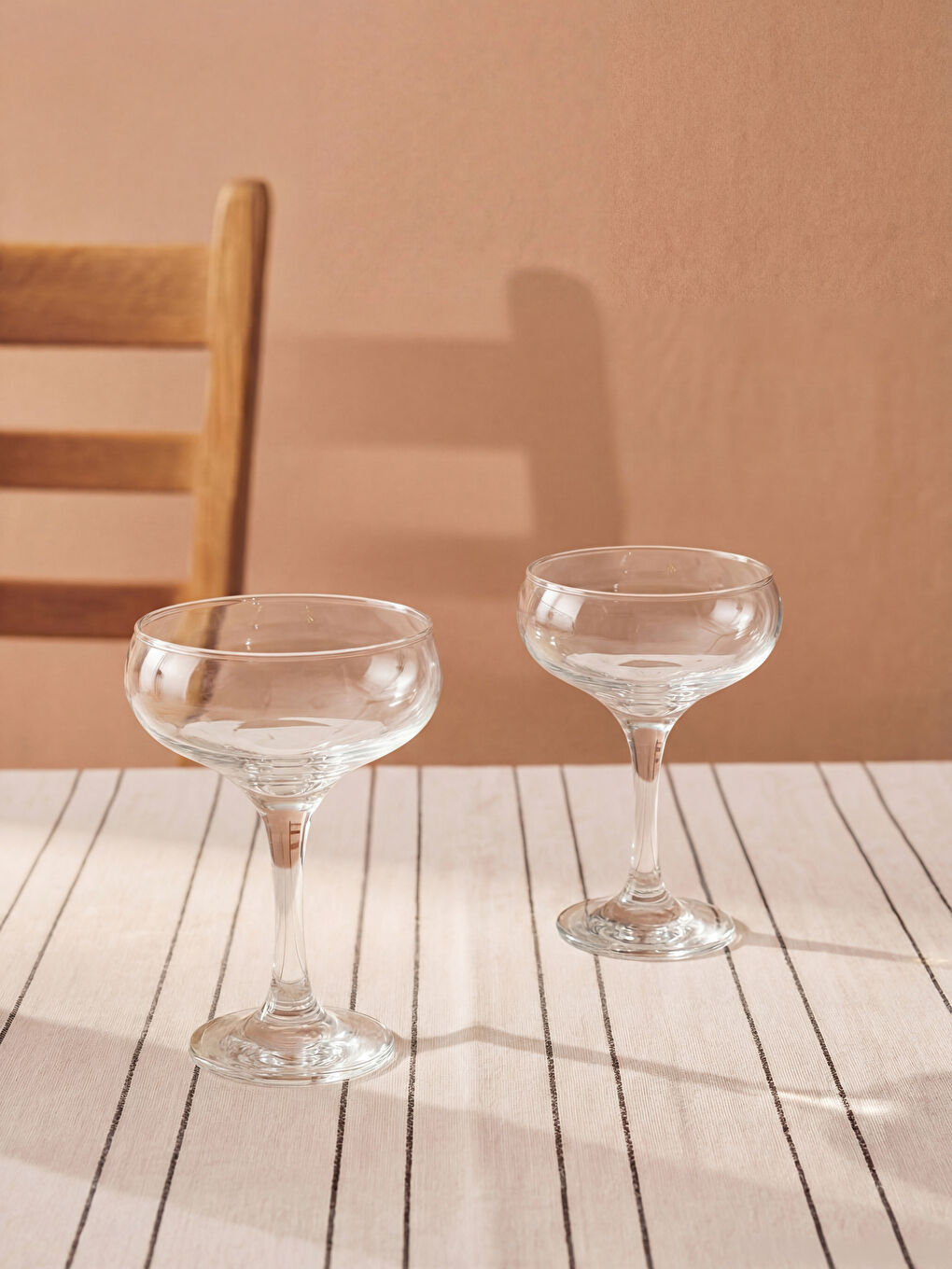 Renksiz Ayaklı Su Bardağı Seti 2'li 270 ml