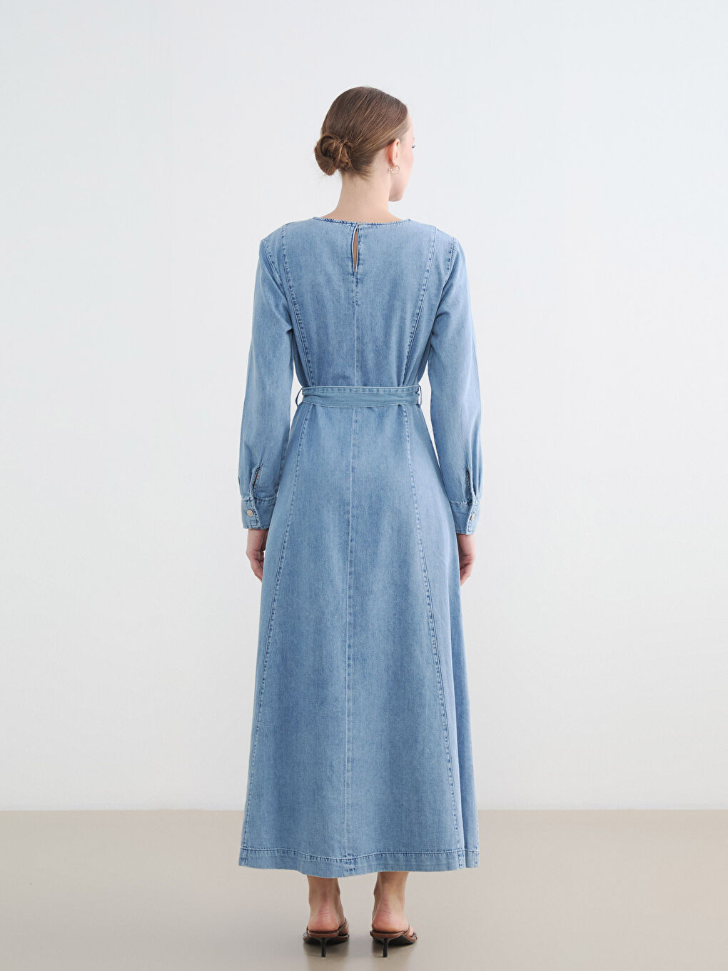 İndigo Beli Kuşaklı Jean Elbise-3