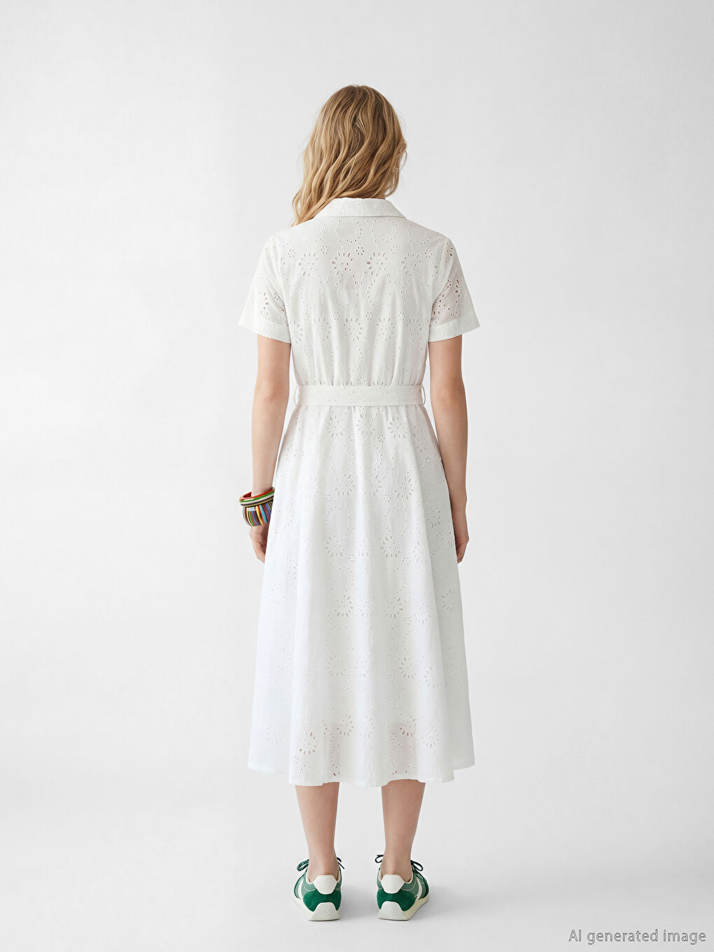 Beyaz Ajurlu Belden Oturtmalı Gömlek Elbise-3