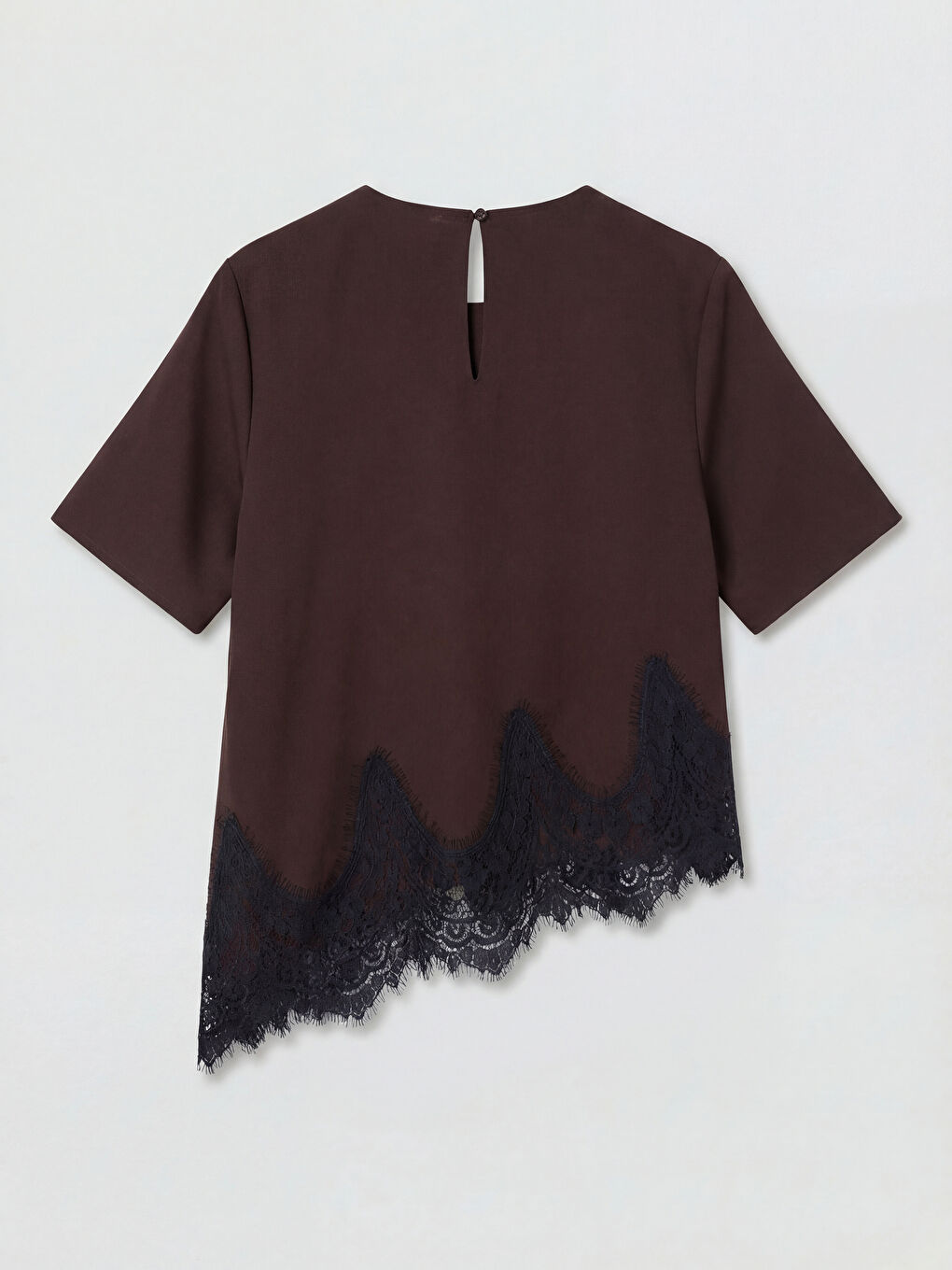 Kahverengi Bisiklet Yaka Asimetrik Kesim Dantel Detaylı Bluz-5