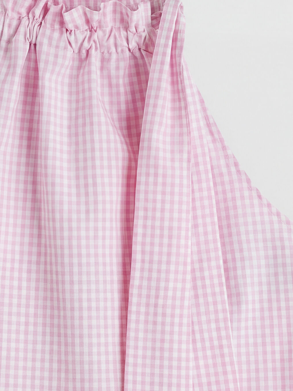 Pembe Halter Yaka Ekose Fiyonk Detaylı Bluz-2