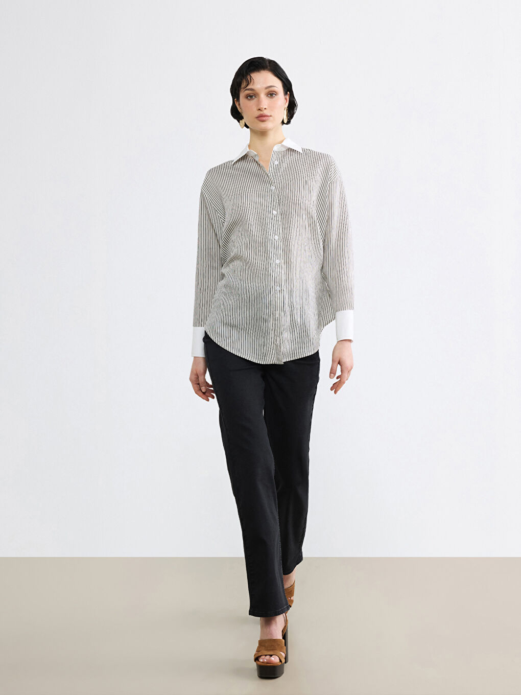 Bej Çizgili Kadın Gömlek-1