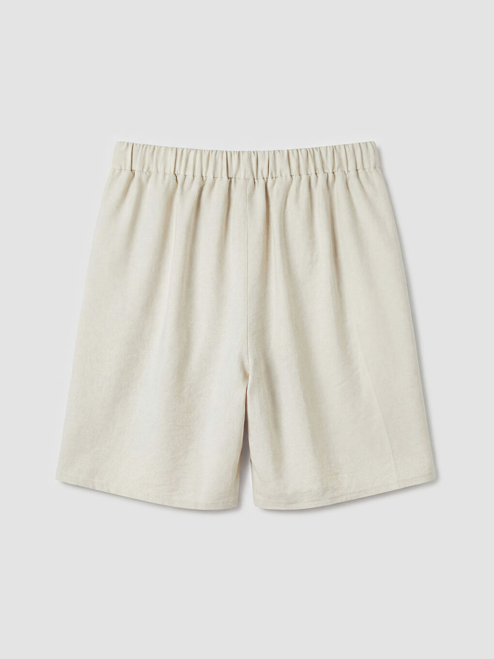 Gri Beli Lastikli Kadın Pileli Şort-1