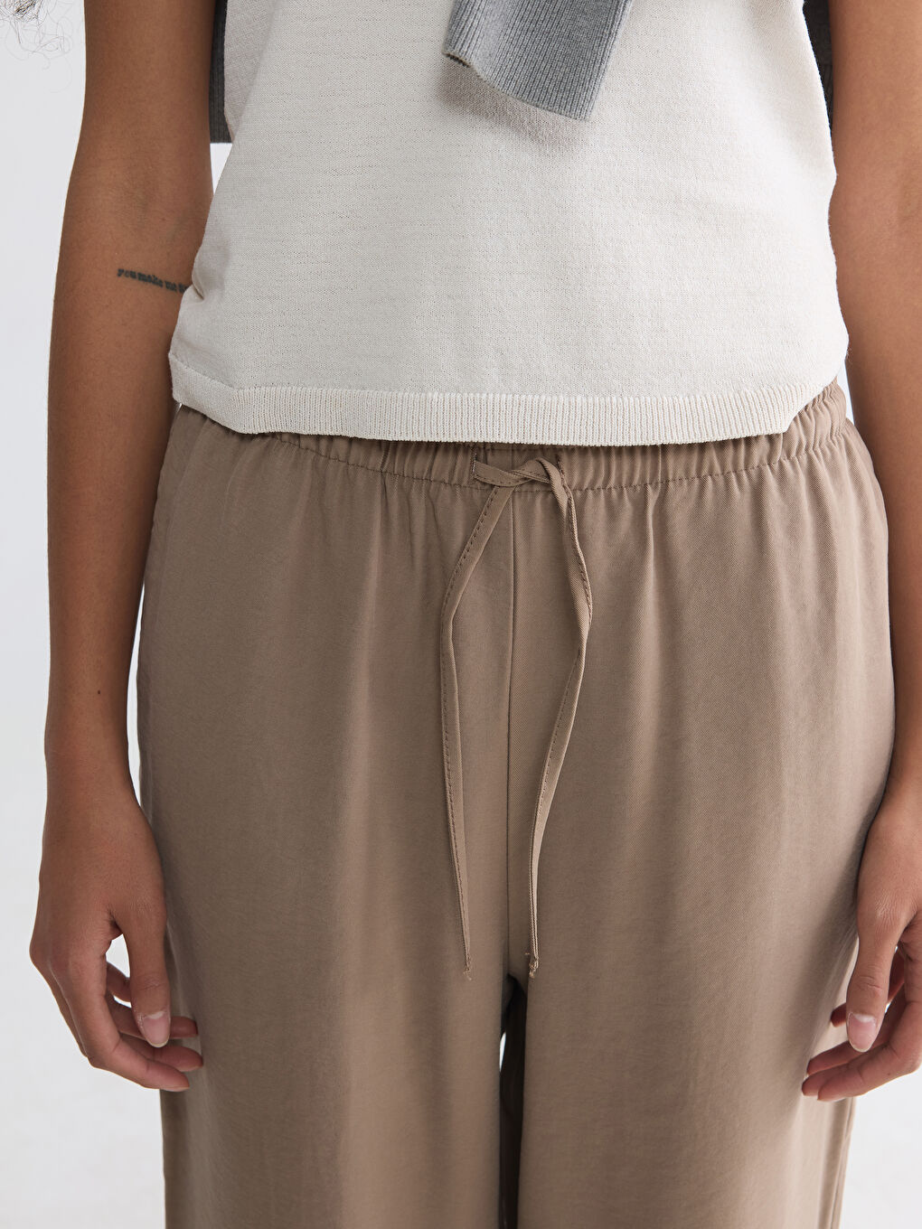 Kahverengi Beli Lastikli Modal Karışımlı Kadın Pantolon-2