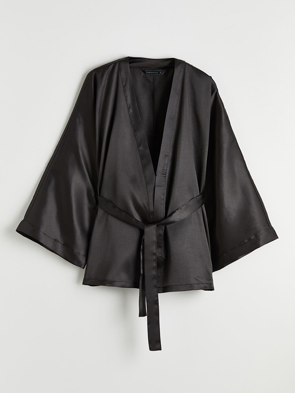 Siyah Şal Yaka Kadın Saten Sabahlık