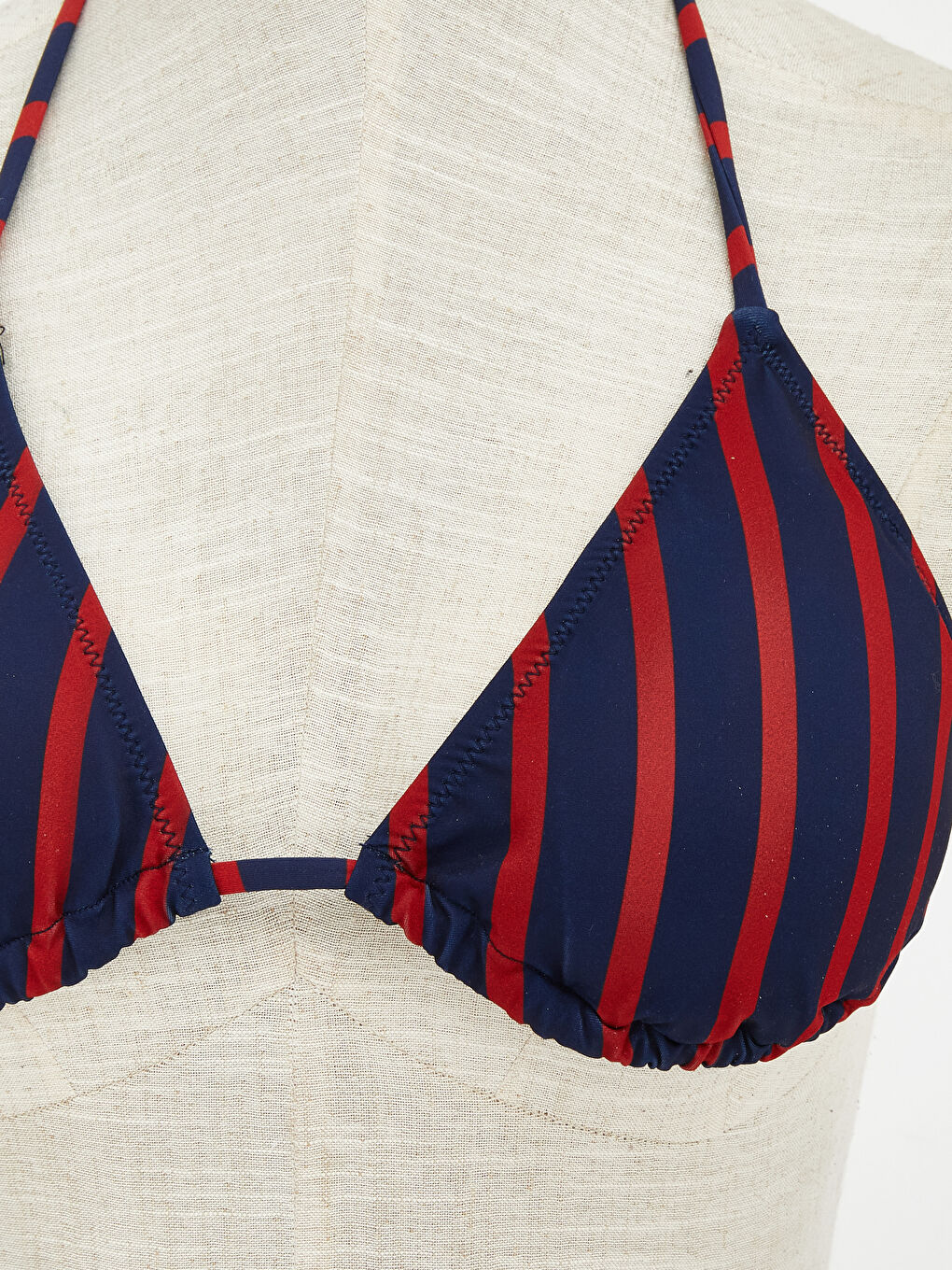 Lacivert Çizgili Çıkarılabilir Pedli Kadın Bikini Üstü-2