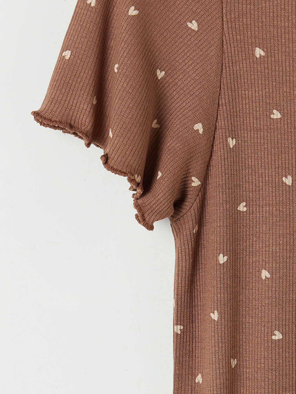 Kahverengi Bisiklet Yaka Kalp Desenli Kadın Pijama Üstü-2