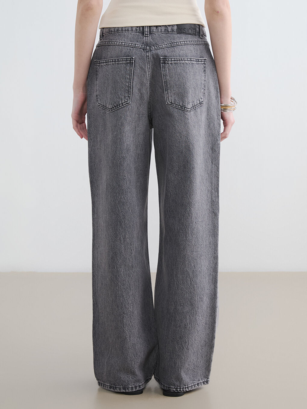 High Waisted Wide Leg Women's Jeans-3