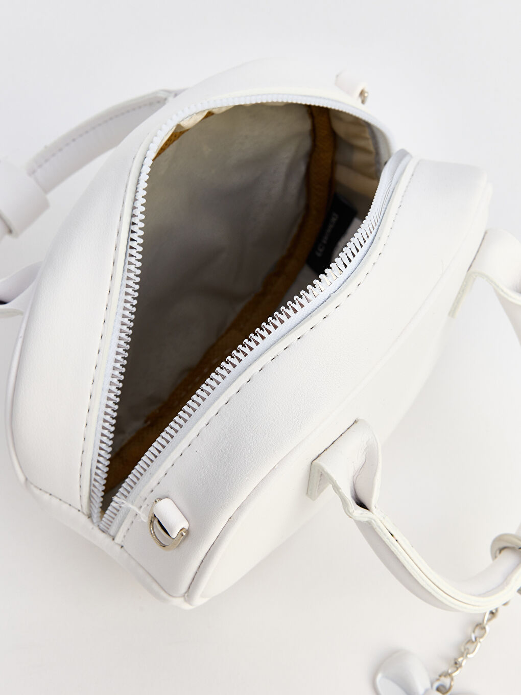 Beyaz Fiyonk Detaylı Deri Görünümlü Kadın Omuz Çantası-2