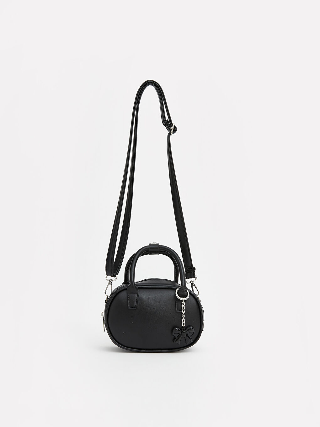 Siyah Fiyonk Detaylı Deri Görünümlü Kadın Omuz Çantası