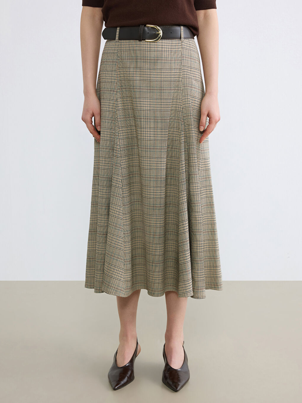 Женская узорчатая юбка с ремнём-1