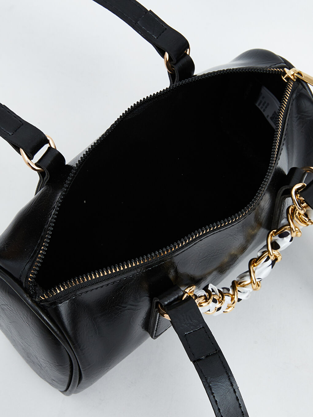 Siyah Zincir Detaylı Deri Görünümlü Kadın Omuz Çantası-2