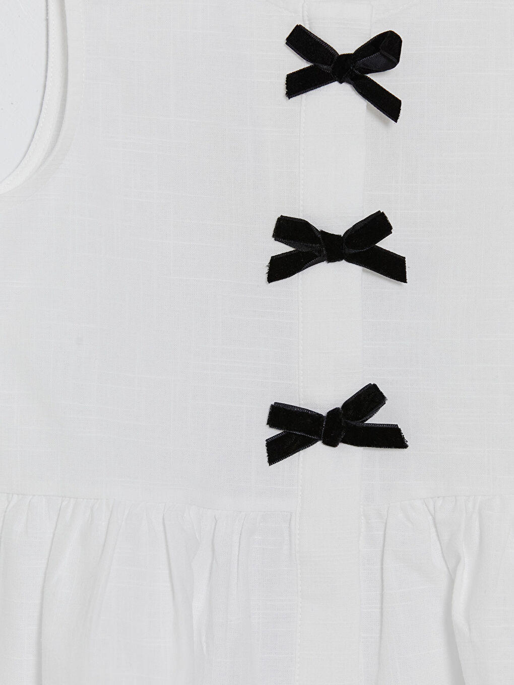 Ekru Fiyonk Detaylı Fırfırlı Kız Çocuk Gömlek-2