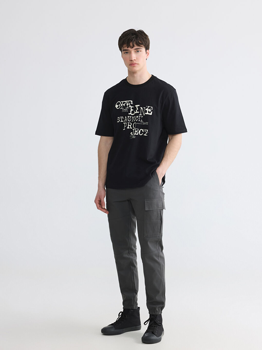 تي شيرت اسود رجال-1