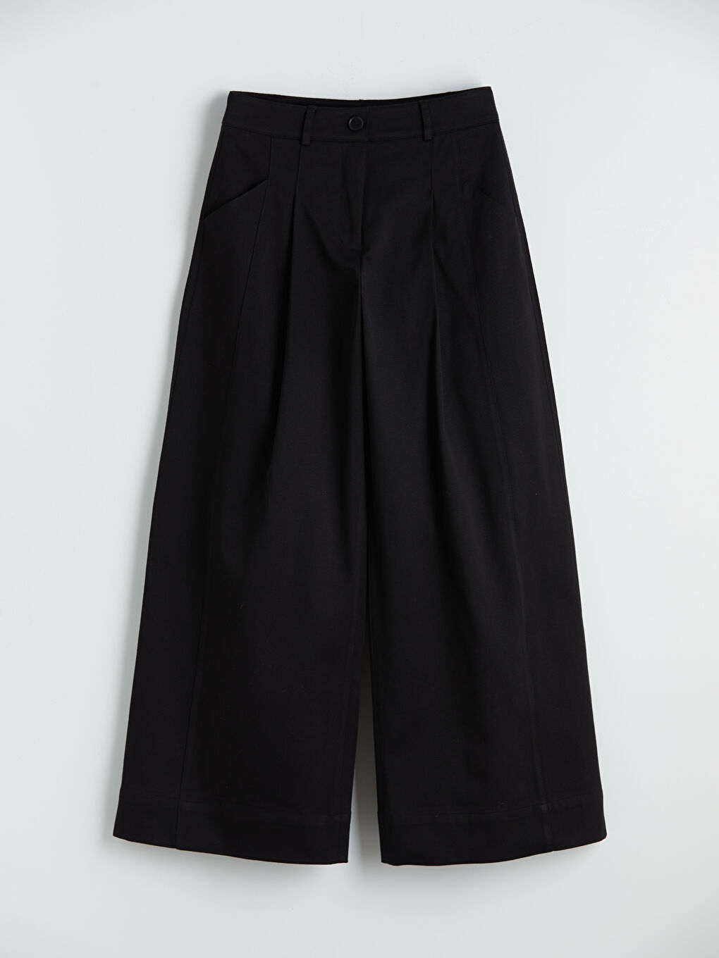 Siyah Geniş Paça Pileli Kadın Kumaş Pantolon-2