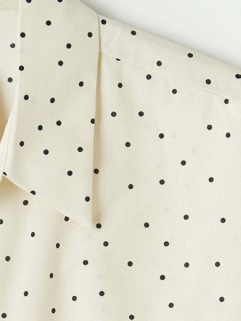 Ekru Puantiyeli Vual Kadın Gömlek-2