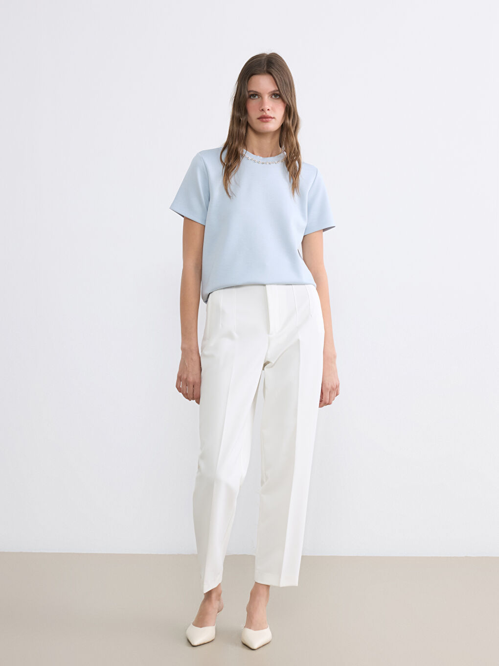 Mavi Bisiklet Yaka Taşlı Kadın Tişört-1