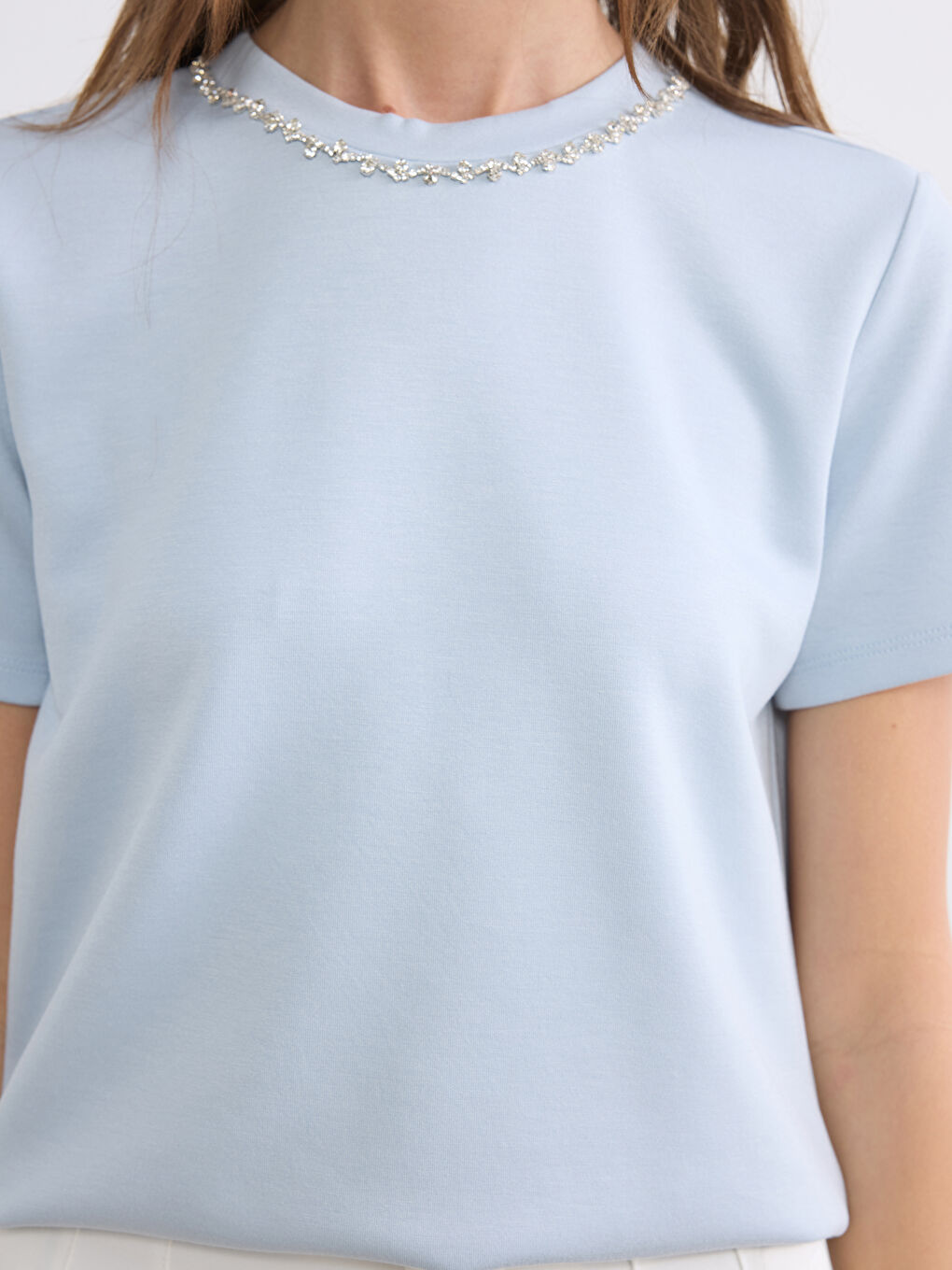 Mavi Bisiklet Yaka Taşlı Kadın Tişört-2