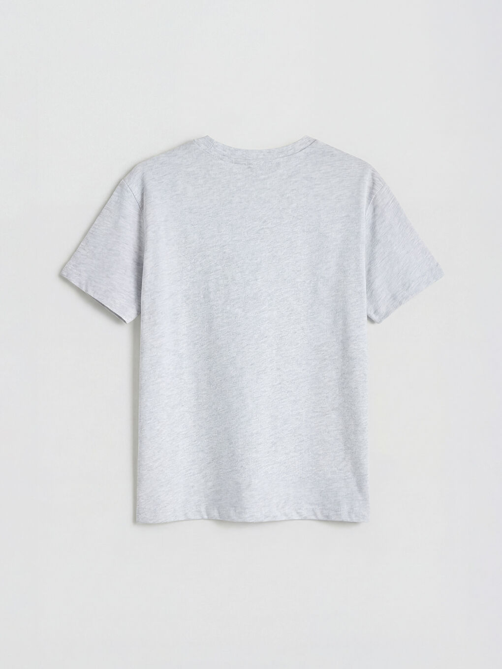 Gri Bisiklet Yaka London Nakışlı Kadın Tişört-1