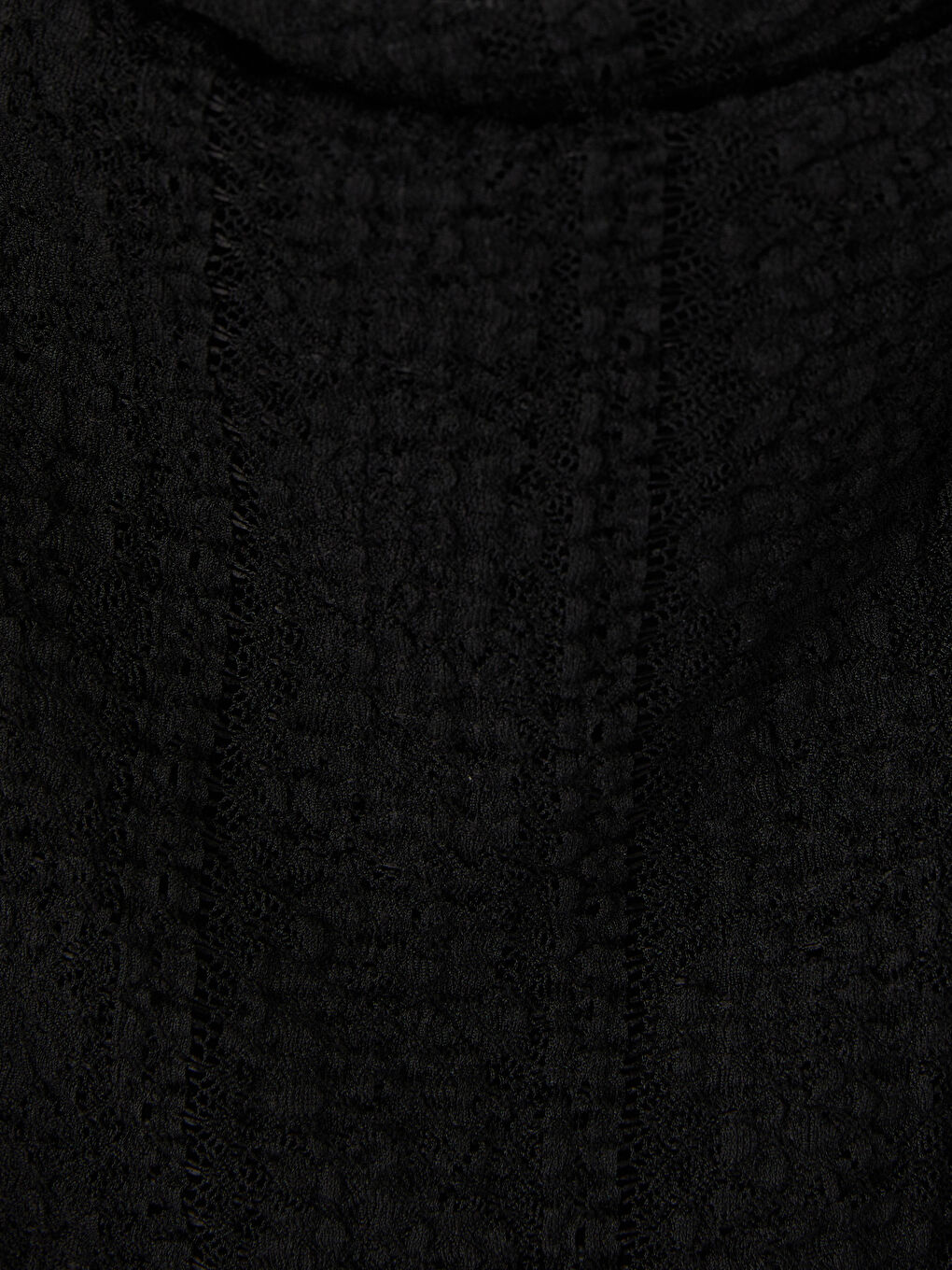 Siyah Kayık Yaka Dantelli Bluz-2