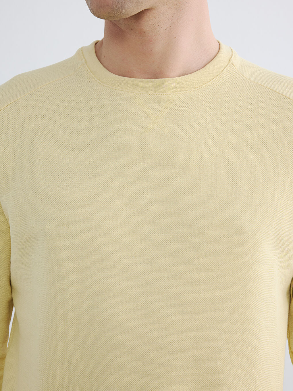 سويتر برقبة دائرية للرجال-2