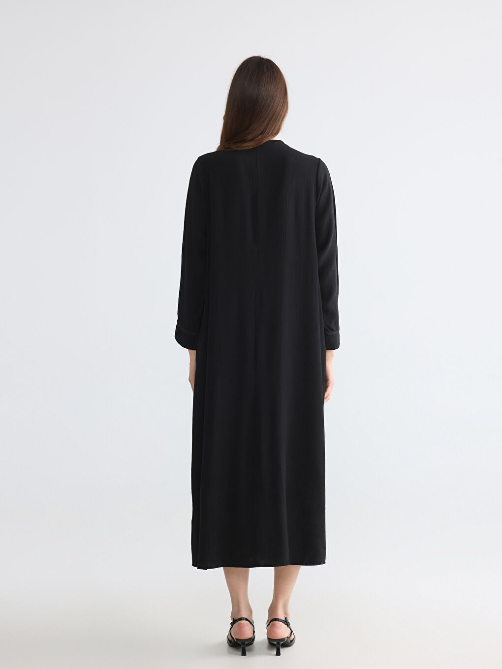 Crew Neck Women's Abaya-3