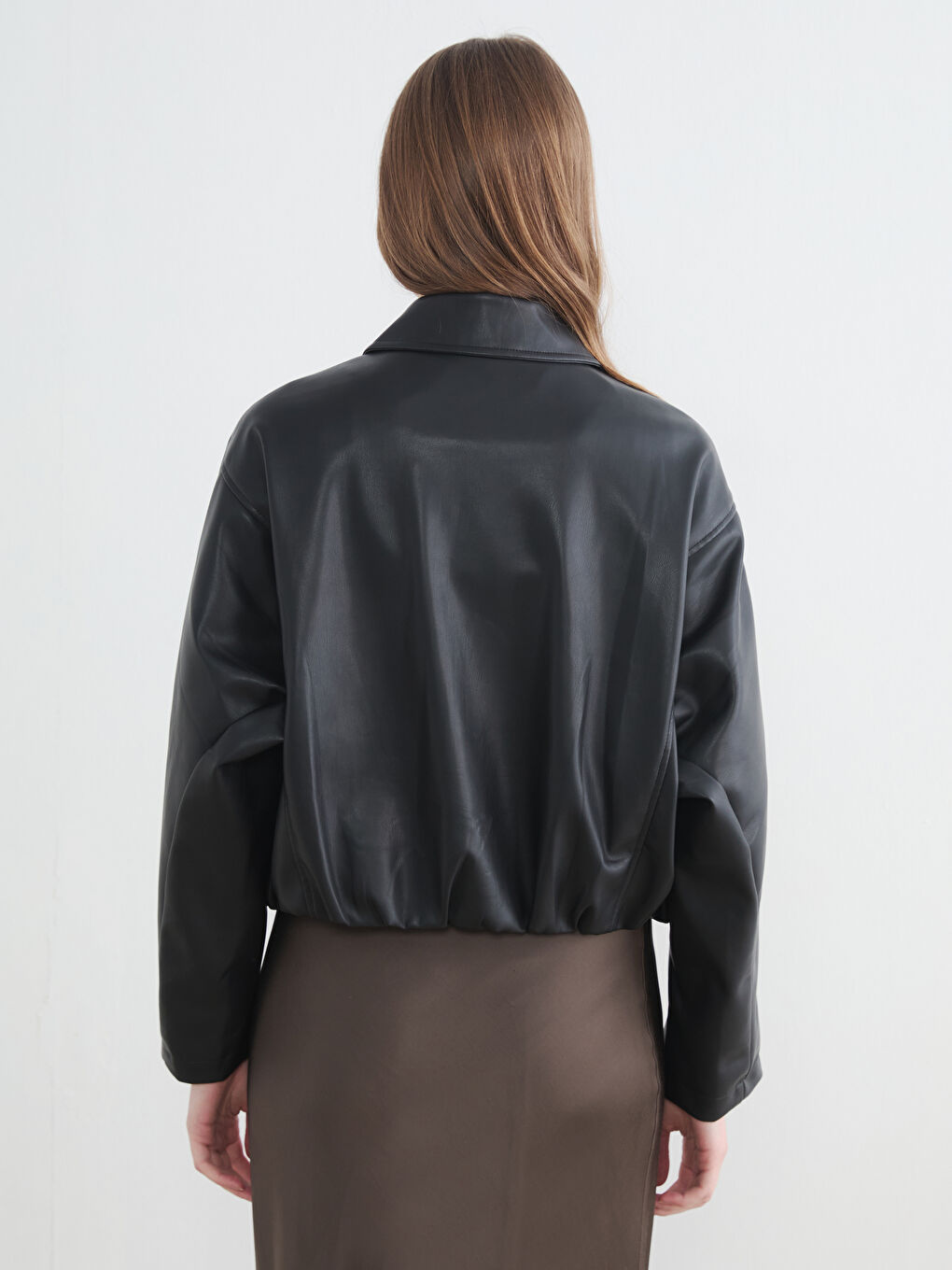 Siyah Gömlek Yaka Oversize Kadın Deri Görünümlü Ceket-4