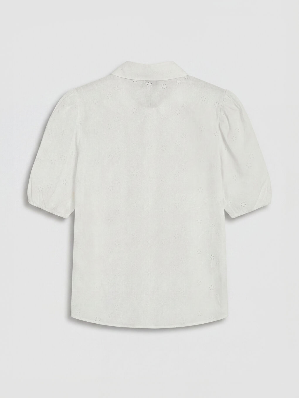 Beyaz Balon Kollu Kadın Brode Gömlek-1