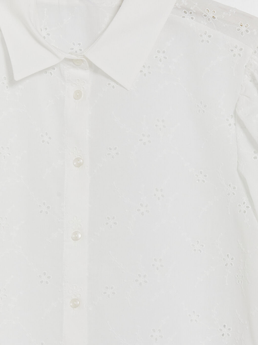 Beyaz Balon Kollu Kadın Brode Gömlek-2