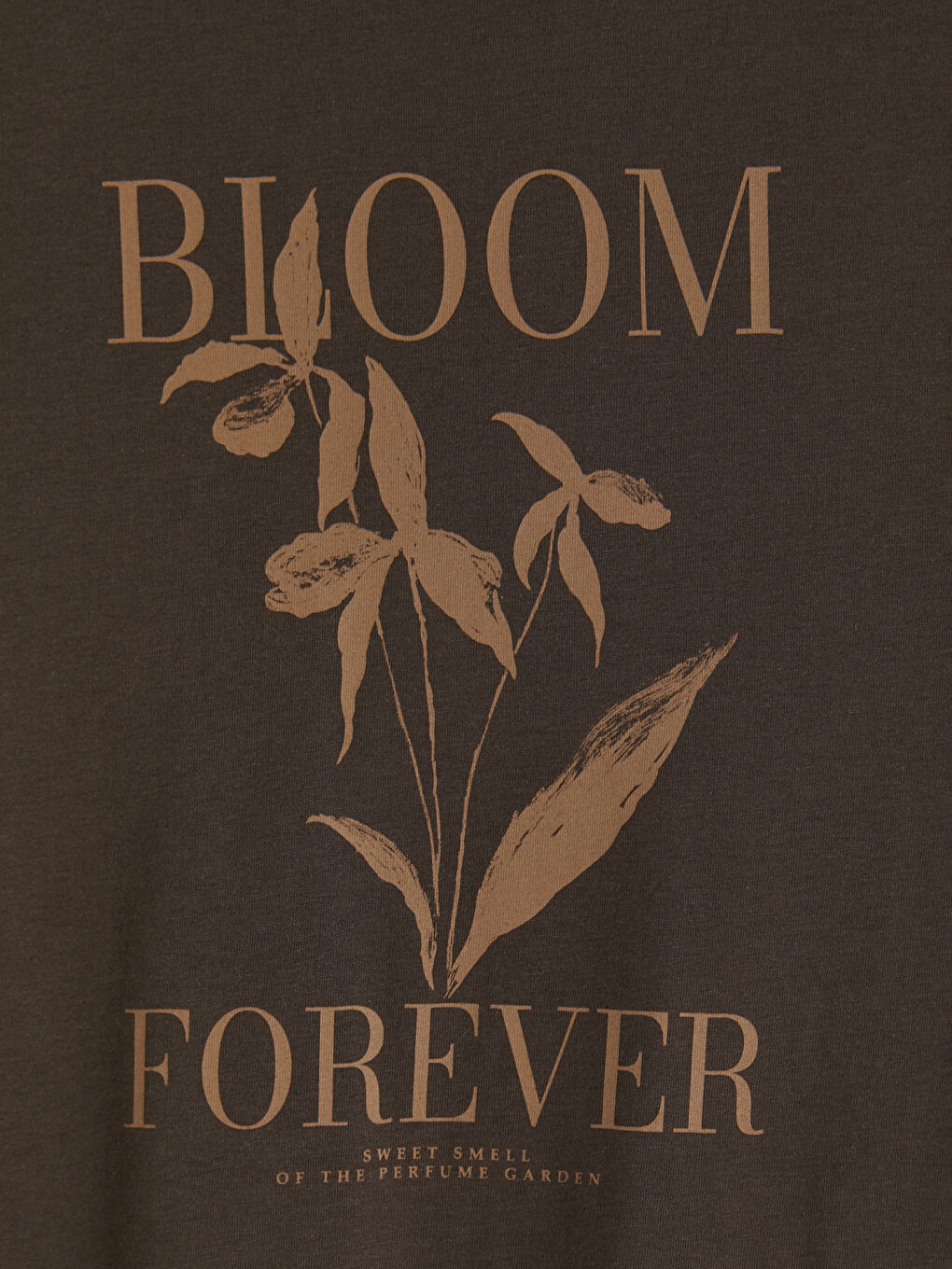 Kahverengi Bisiklet Yaka Baskılı Kadın Tişört-2