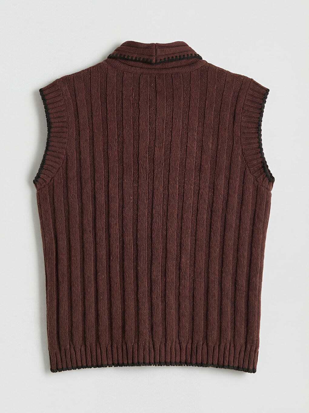 Kahverengi Fular Yaka Kadın Triko Süveter-1