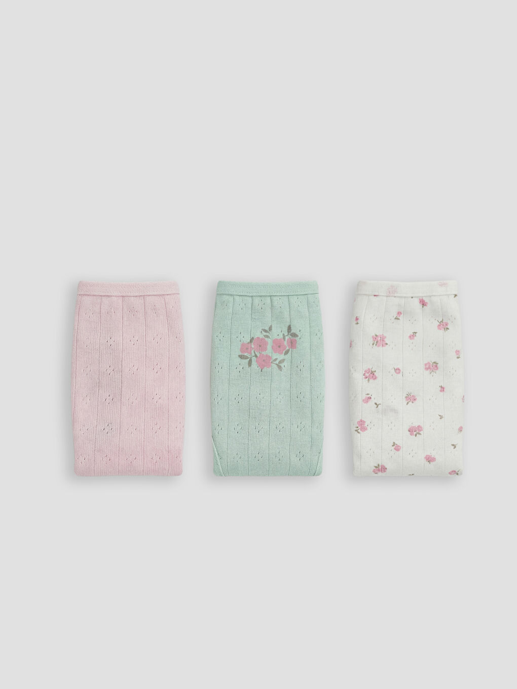 Ekru Çiçek Desenli ve Nakışlı Kız Çocuk 3'lü Külot