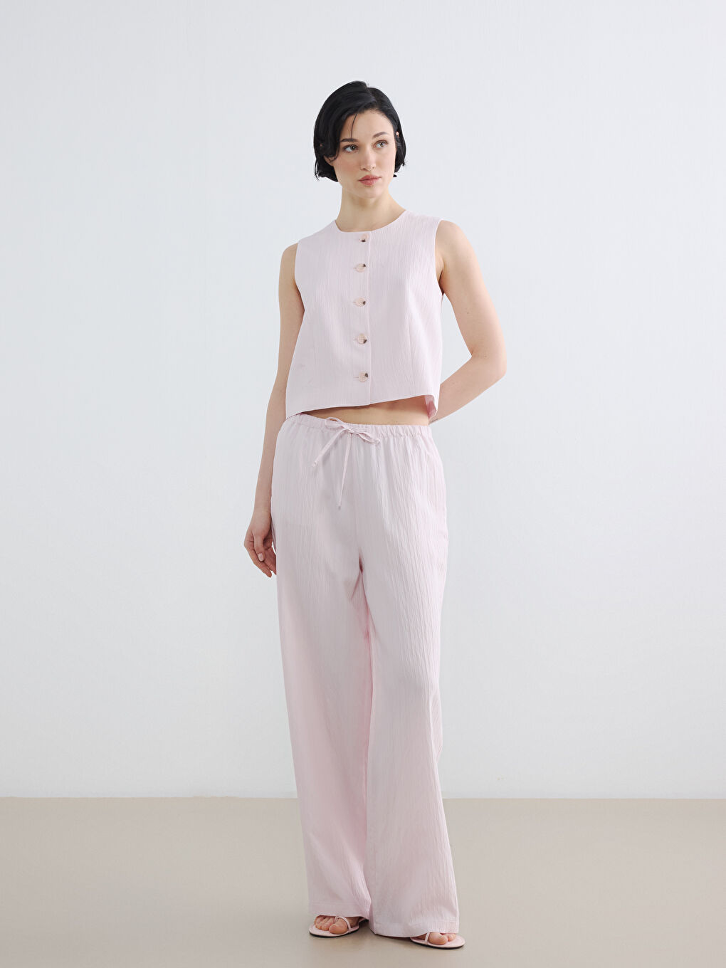 Pembe Bisiklet Yaka Kadın Klasik Yelek-1