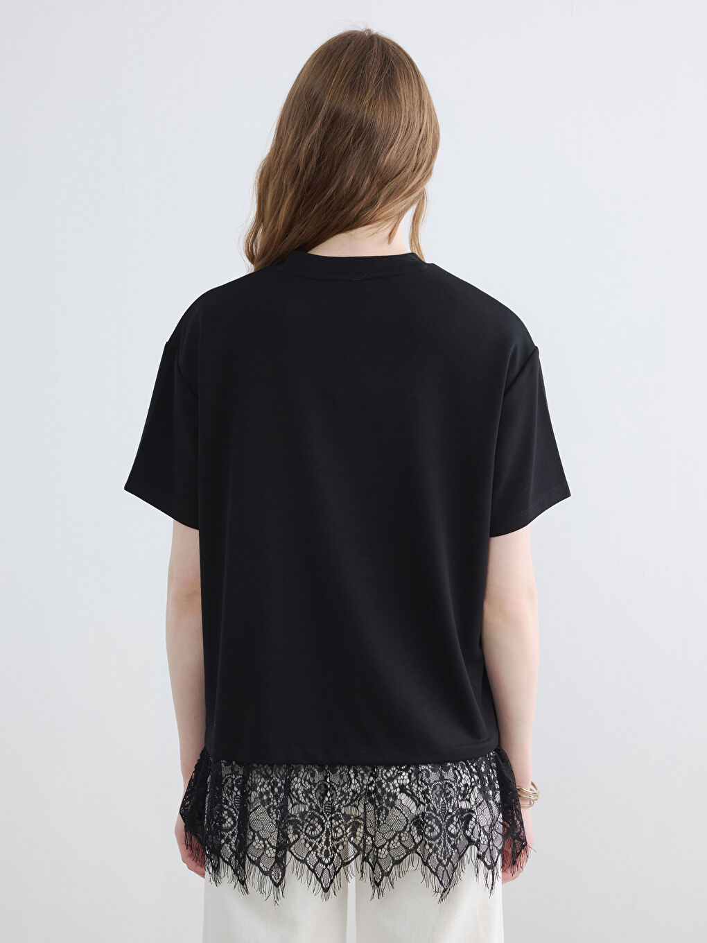 Lace Detailed Soft Touch Women's T-Shirt-3