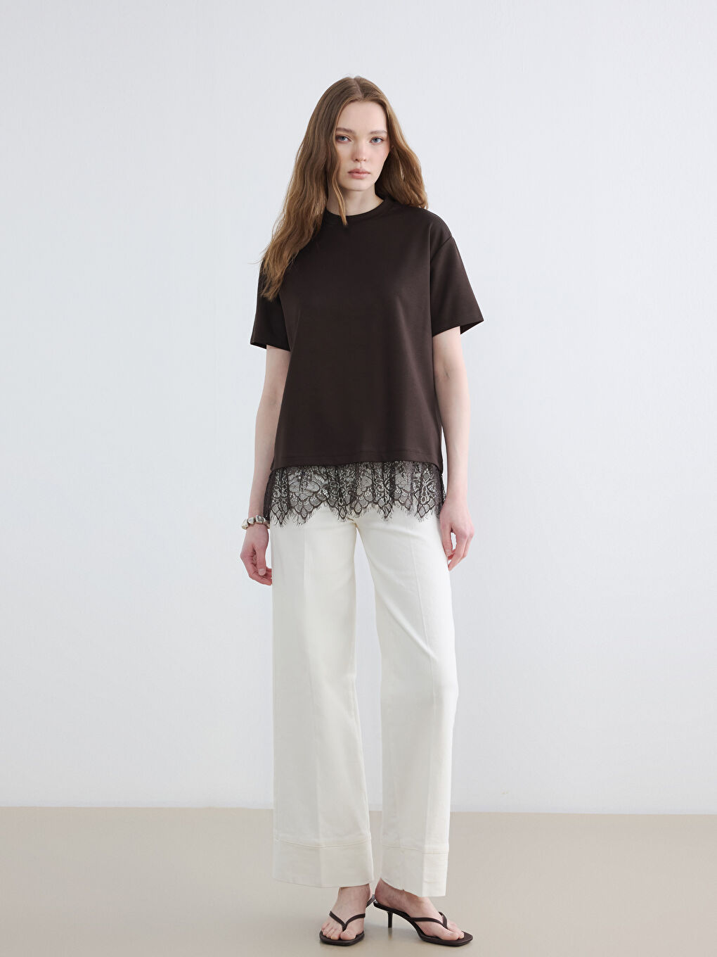 Lace Detailed Soft Touch Women's T-Shirt-1