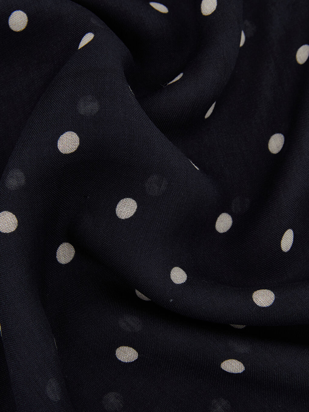 Ekru Puantiyeli Baskılı Kadın Şal-2