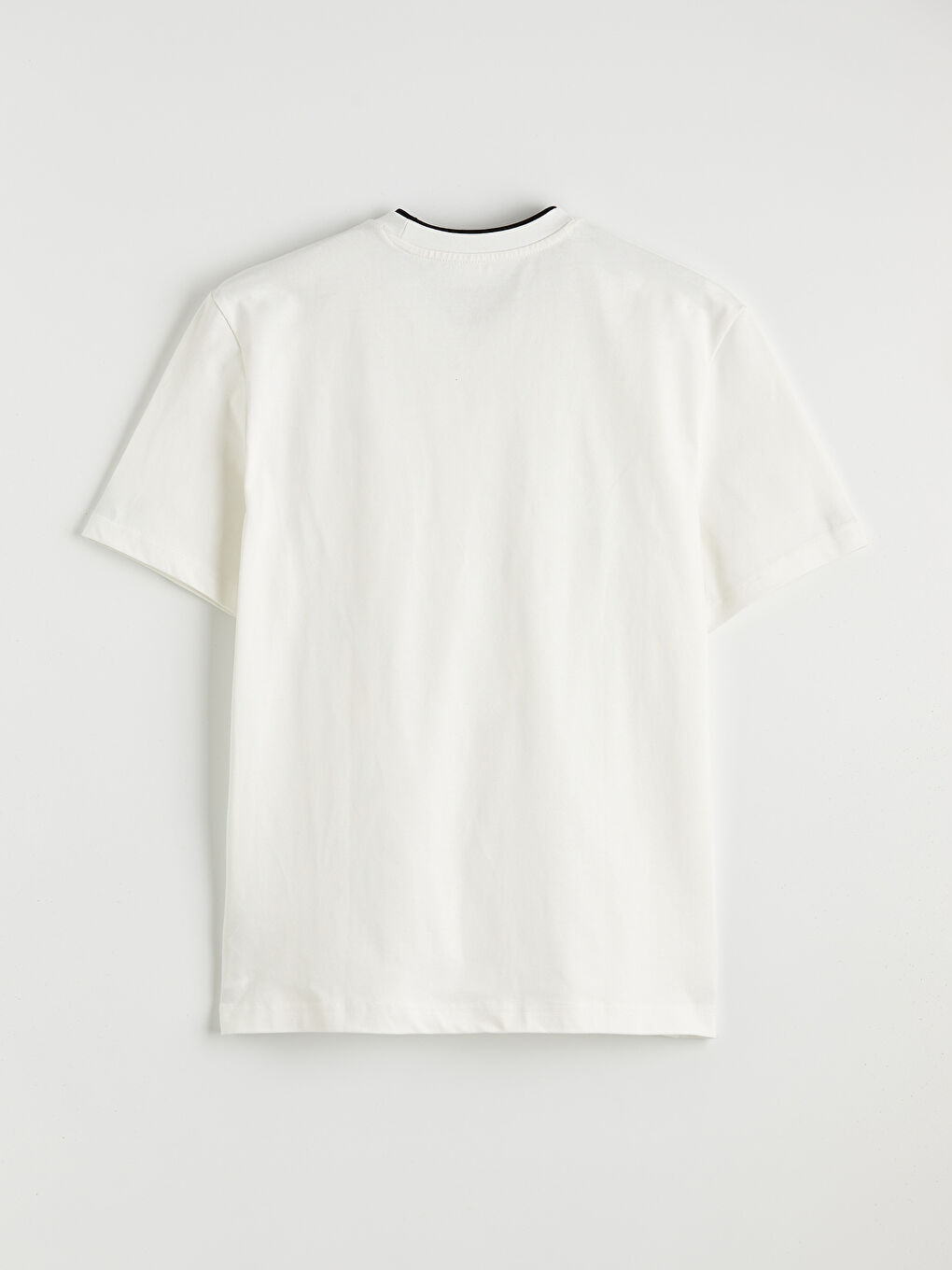 Ekru Bisiklet Yaka Erkek Tişört-1