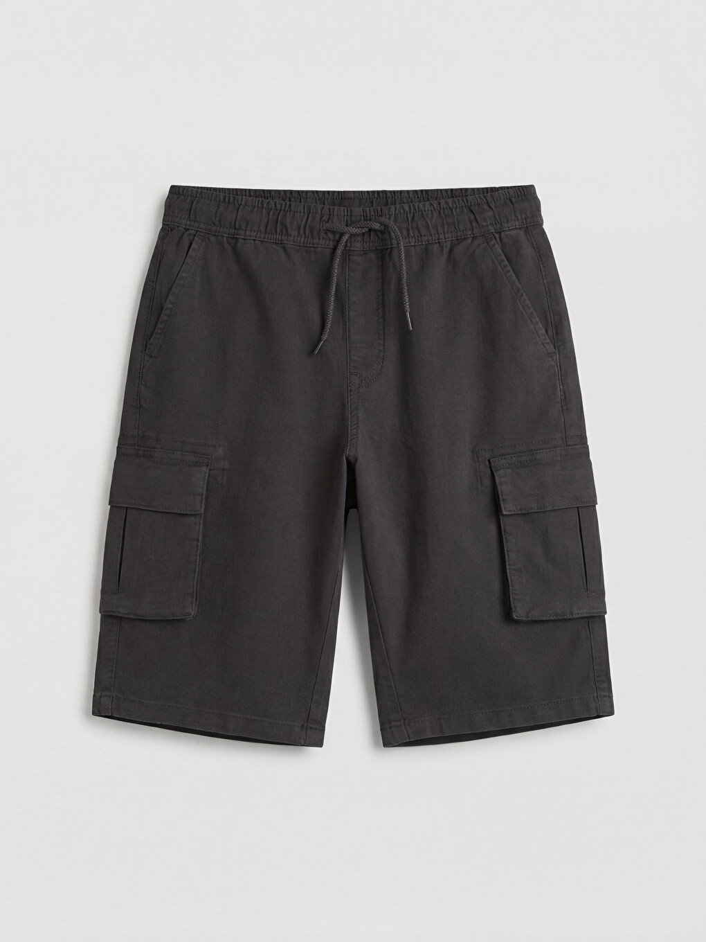 Regular Fit Men's Cargo Denim Shorts-3