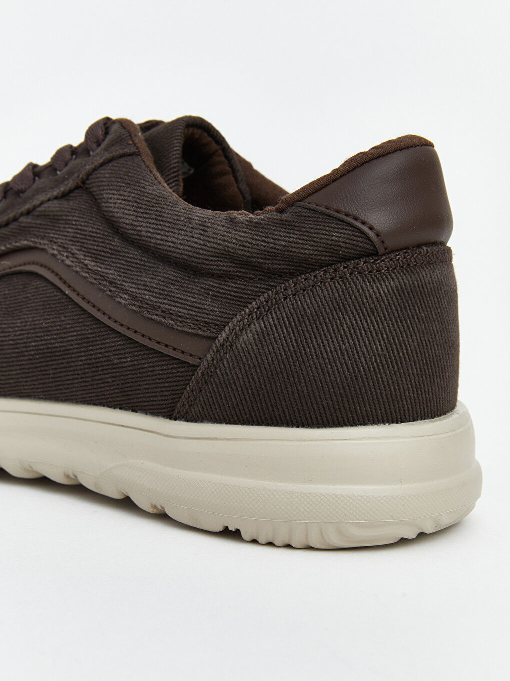 Comfortable Soled Men's Sneakers-1