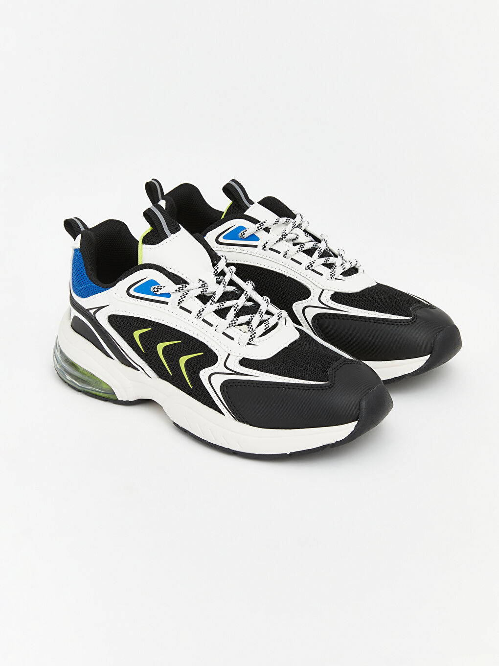 Siyah Bağcıklı Erkek Çocuk Spor Ayakkabı