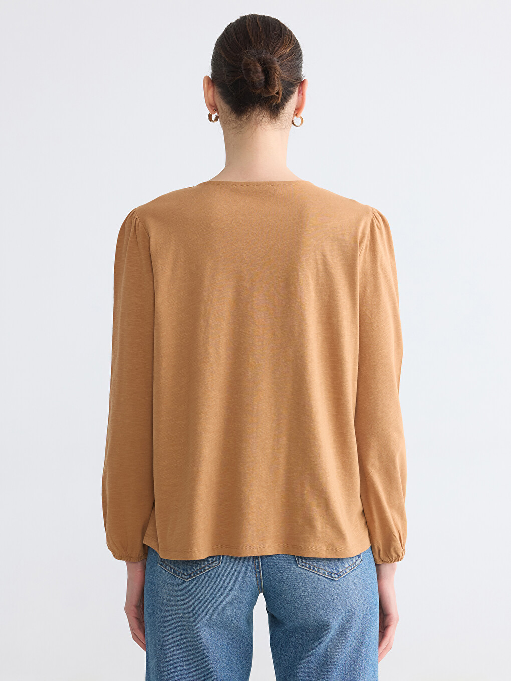 V Neck Lace Detailed Frilled Blouse-3